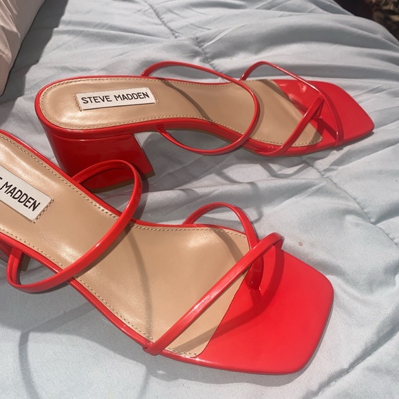 Steve Madden Red Heels - Picture 4 of 5